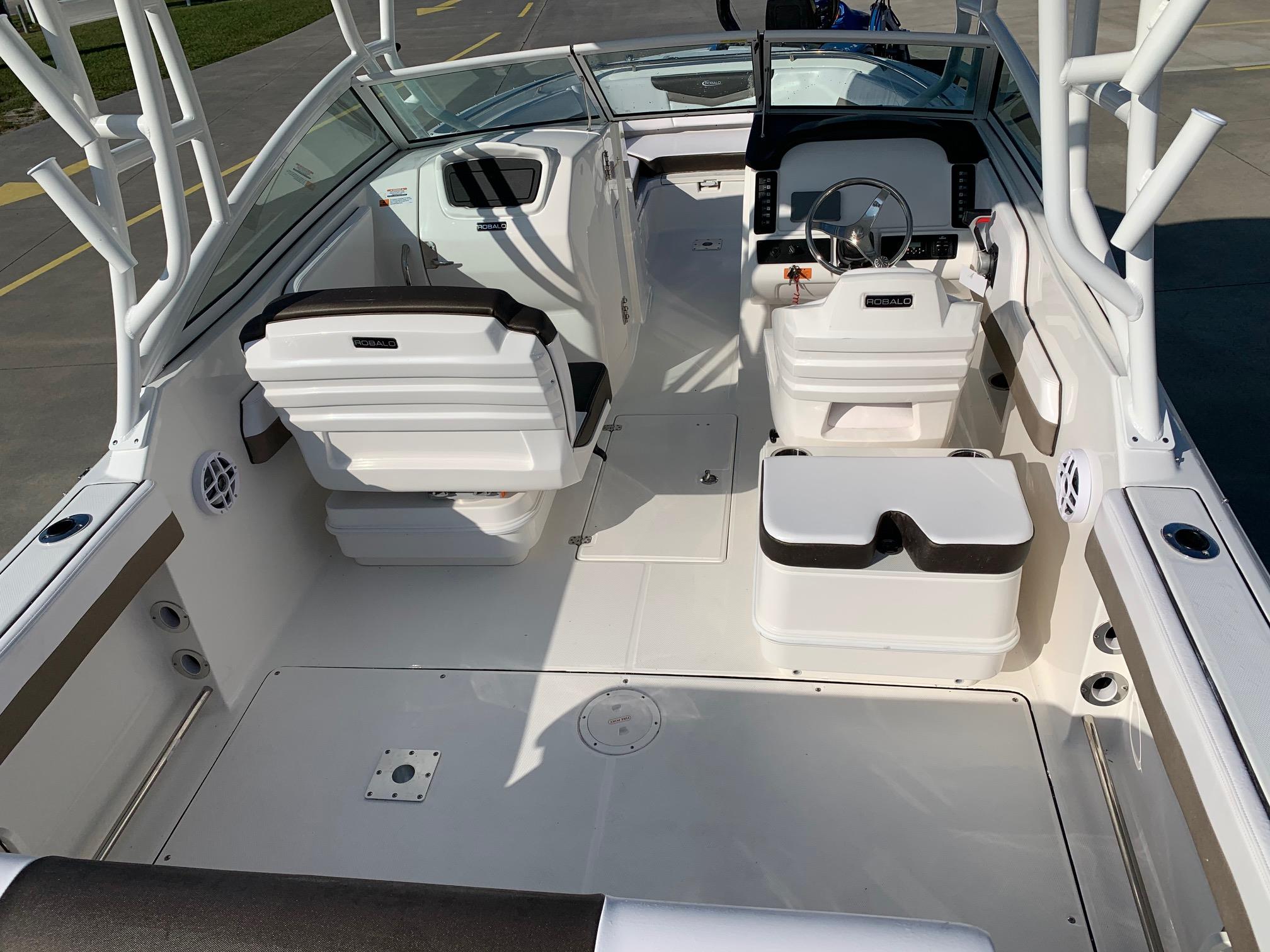 2021 Robalo R247 Ice Blue For Sale In NC - Angler's Marine - 910-755-7900